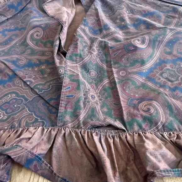 Ralph Lauren Ruffled Pillow Cases - Brown - Picture 4 of 6